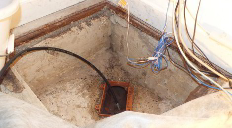 Revisionsöffnung mit Kärcherschlauch