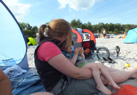 Am Strand vom Dorfhotel