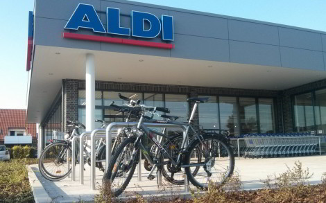 Fahrradständer am neuen ALDI in Eidinghausen