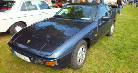 Porsche 924