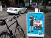 in fussgaengerzone radfahrer ermahnen und mit auto fahren - 2014-06-17 16.06.03